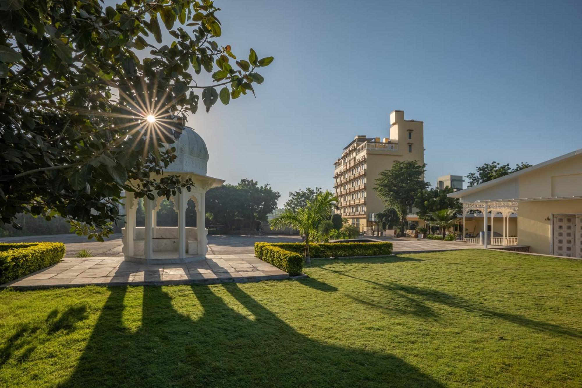 Sterling Balicha Udaipur Hotel Kültér fotó
