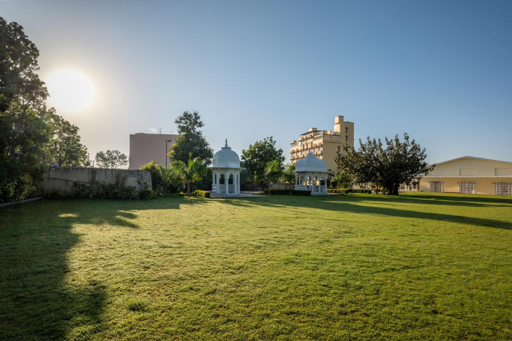 Sterling Balicha Udaipur Hotel Kültér fotó